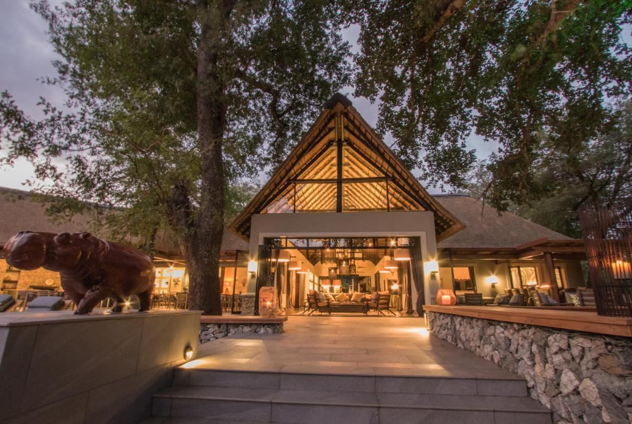 Abelana River Lodge พาลาบอร์วา ภายนอก รูปภาพ