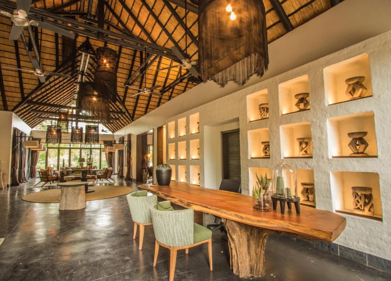 Abelana River Lodge พาลาบอร์วา ภายนอก รูปภาพ